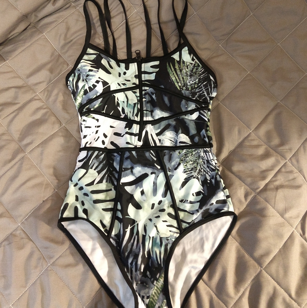 One piece floral swimsuit (never worn)